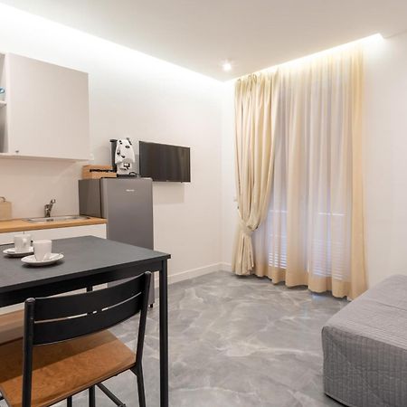 La Maison Di Tina Napoli Eksteriør bilde