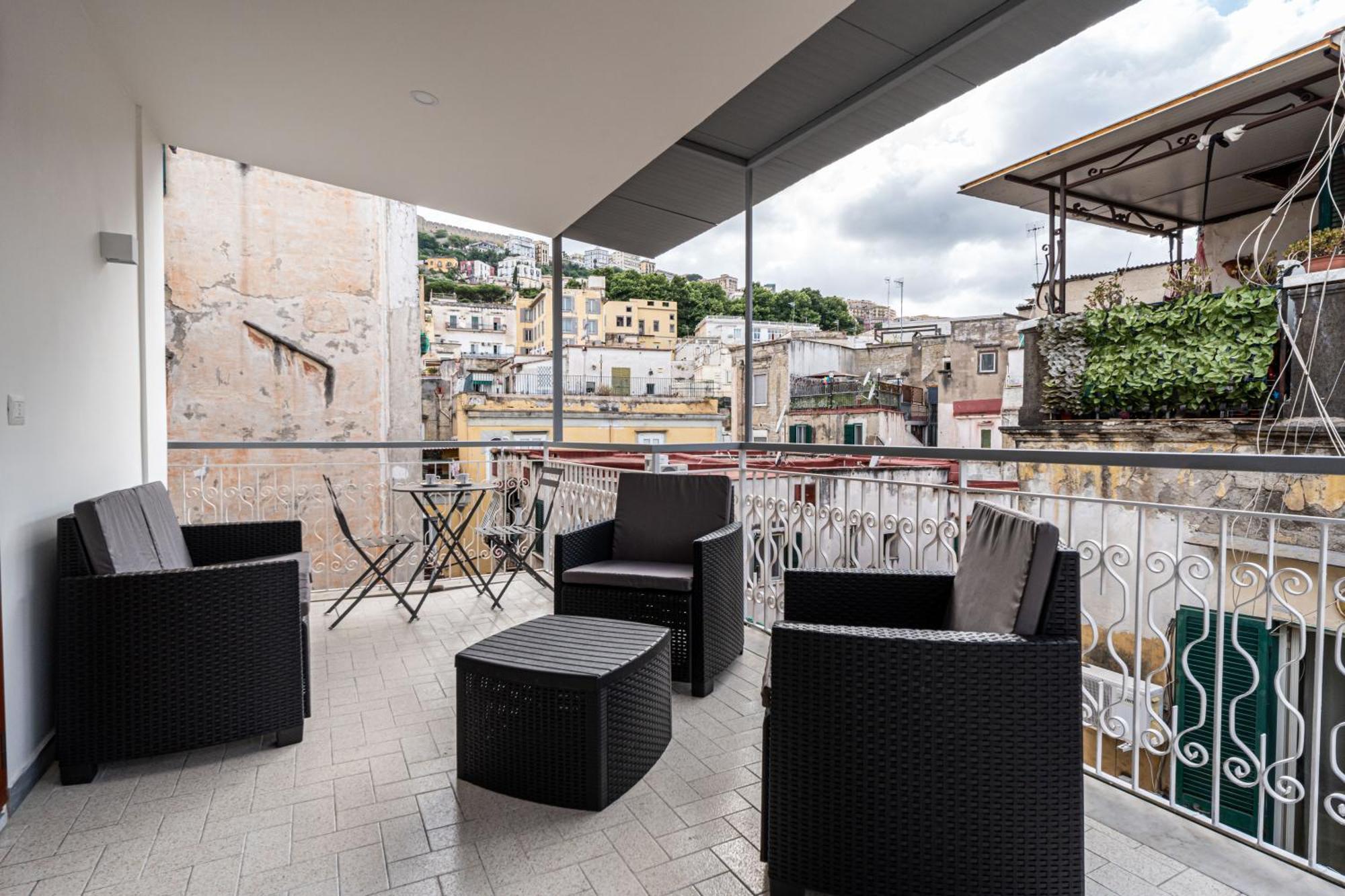 La Maison Di Tina Napoli Eksteriør bilde